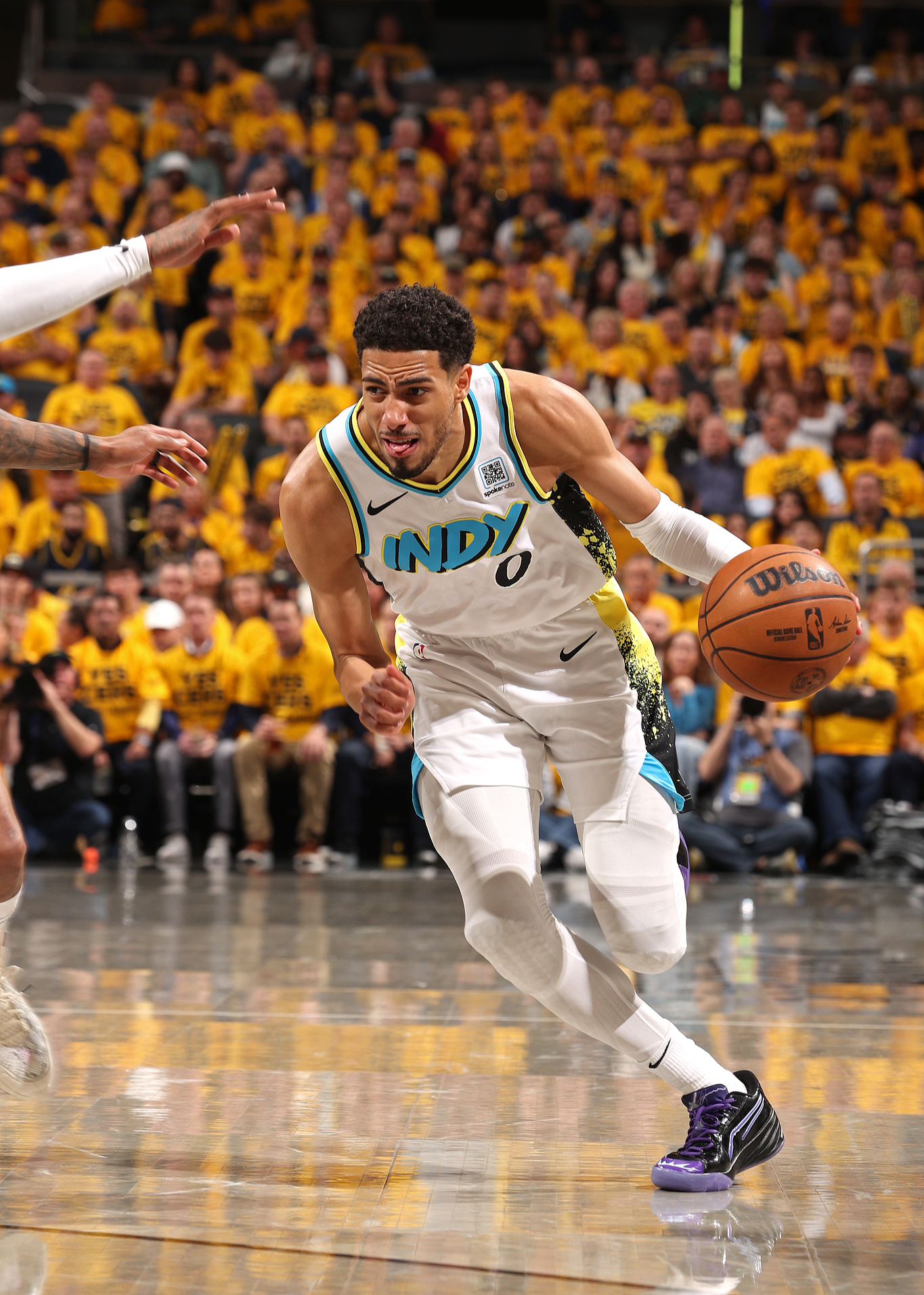 包含国际比赛日突围战来临，密尔沃基雄鹿围绕NBA季后赛手感冰凉，引发热议，训练强度明显提升的词条